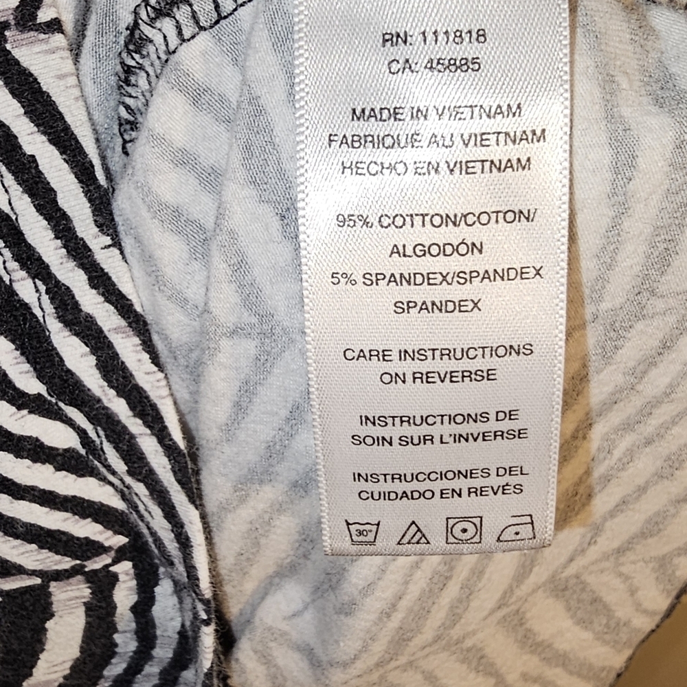 MICHAEL KORS-WOMEN'S STONE Sequins Enhanced, Zebra Print Long Sleeve Top, SIZE M - Picture 9 of 9